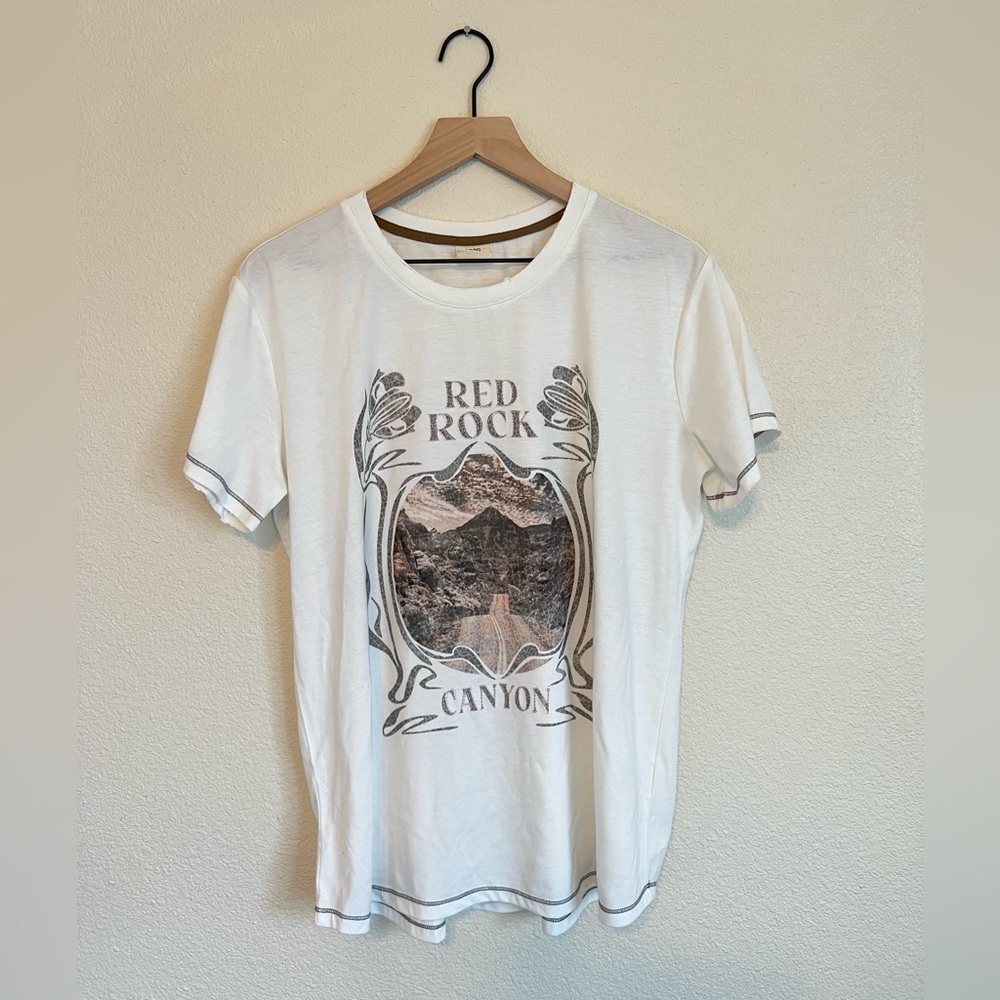 #24 Good Hart White 'Red Rock Canyon' Graphic Tee - Picture 2 of 9